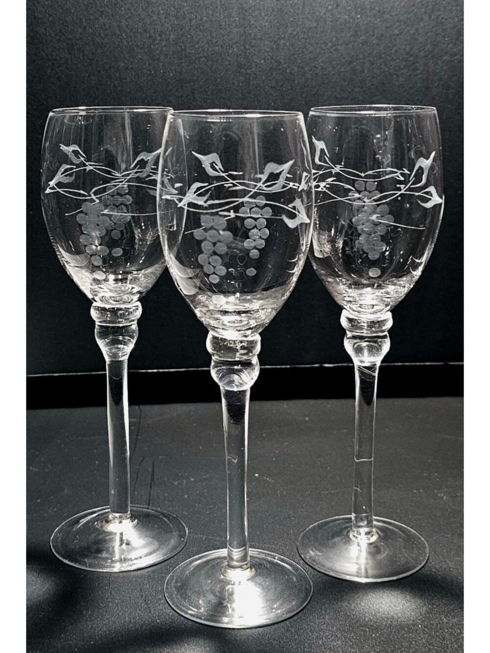 3 Vintage Etched Grapevine Wine Glasses Long Stem Crystal Goblets decorative 8"